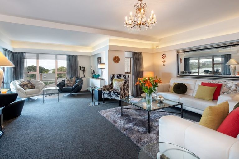 Photo of property in 4/6b The Promenade, Takapuna, Auckland, 0622