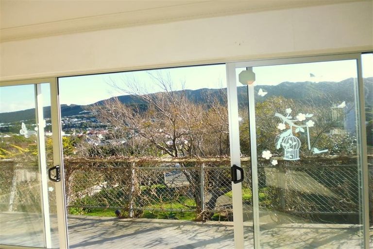 Photo of property in 22 Tremewan Street, Tawa, Wellington, 5028