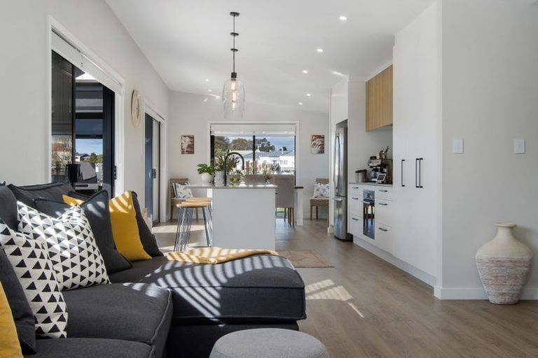 Photo of property in 7 Vesey Drive, Katikati, 3129