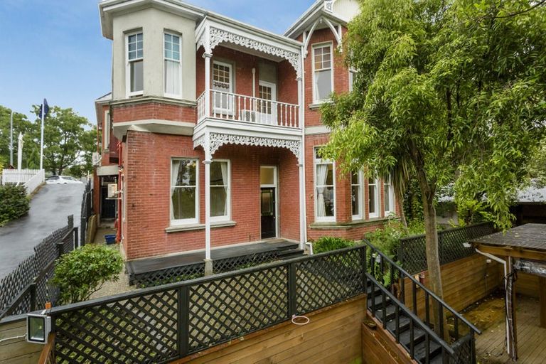 Photo of property in 56 Tennyson Street, Dunedin Central, Dunedin, 9016