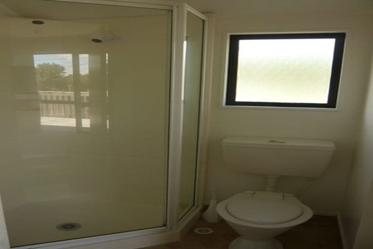 Photo of property in 2 Vine Street, Hillcrest, Hamilton, 3216