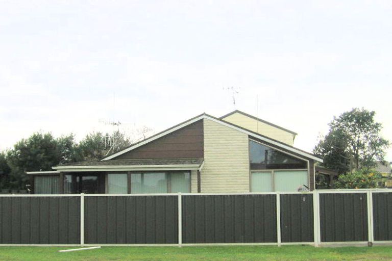 Photo of property in 95a Dickson Road, Papamoa Beach, Papamoa, 3118