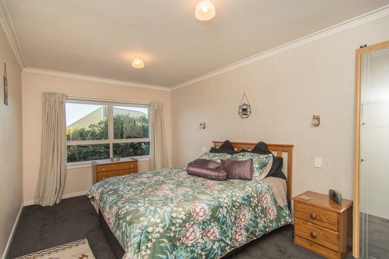 Photo of property in 215 Douglas Street, Highfield, Timaru, 7910