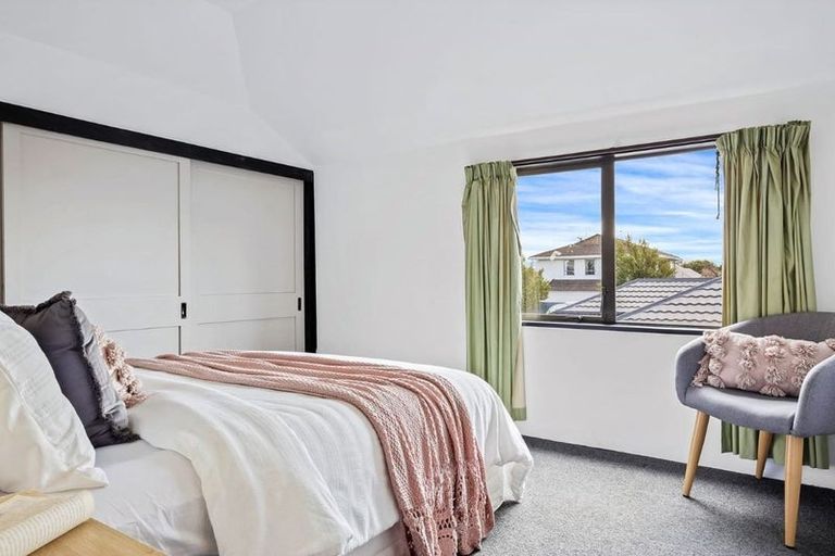 Photo of property in 2/48 Greenhurst Street, Sockburn, Christchurch, 8042