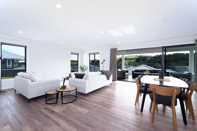 Photo of property in 30 Admiralty Drive, Haruru, 0204