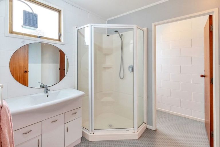 Photo of property in 298 Royal Road, Massey, Auckland, 0614