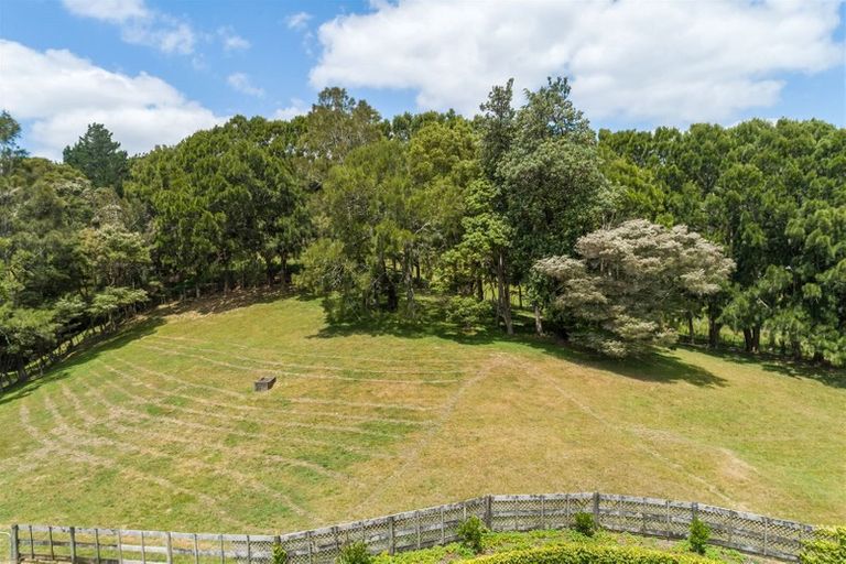 Photo of property in 315 Muriwai Road, Waimauku, 0881