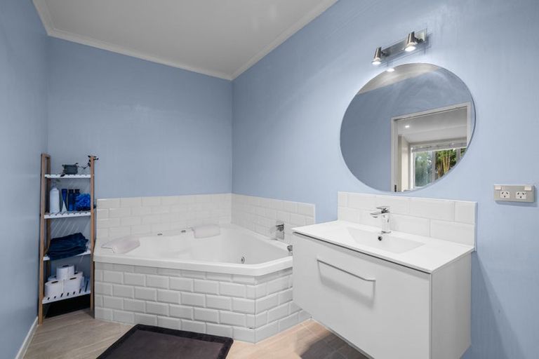 Photo of property in 7 Calypso Place, Spencerville, Christchurch, 8083