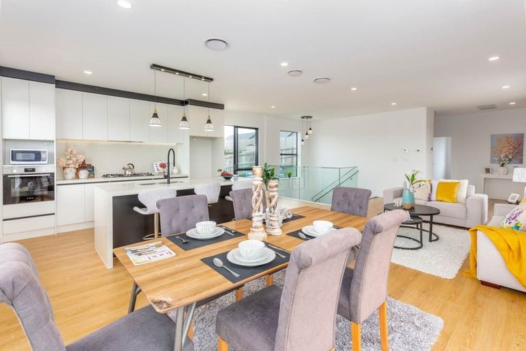 Photo of property in 6a Waitahu Rise, Pukekohe, 2120