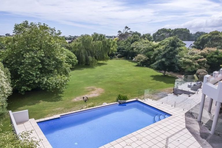 Photo of property in 31 Wood Leigh, Paraparaumu Beach, Paraparaumu, 5032