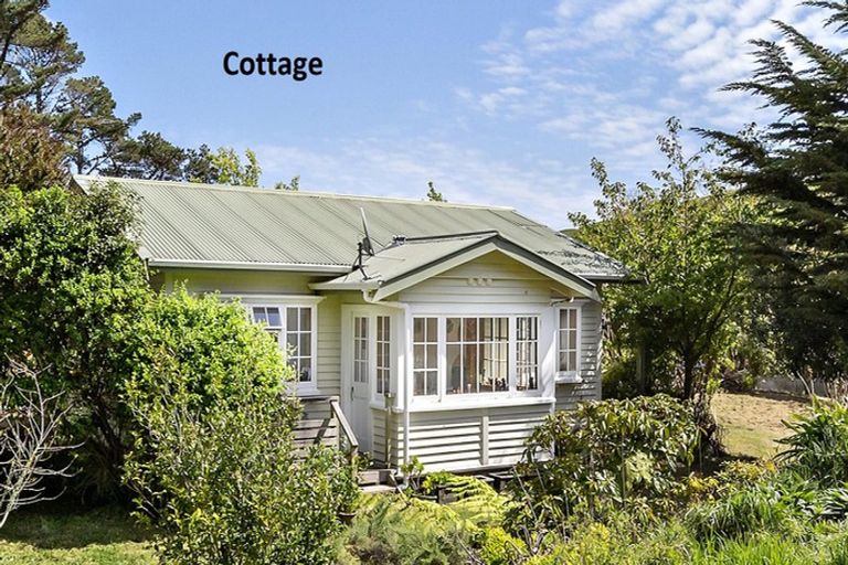 Photo of property in 924 Ohariu Valley Road, Ohariu, Wellington, 6037