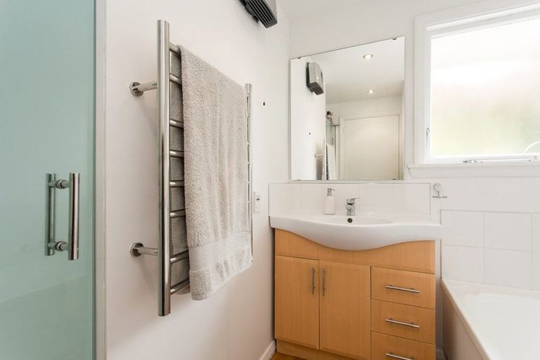 Photo of property in 90 Fisher Avenue, Beckenham, Christchurch, 8023