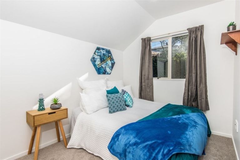 Photo of property in 1/9 Braemar Terrace, Johnsonville, Wellington, 6037