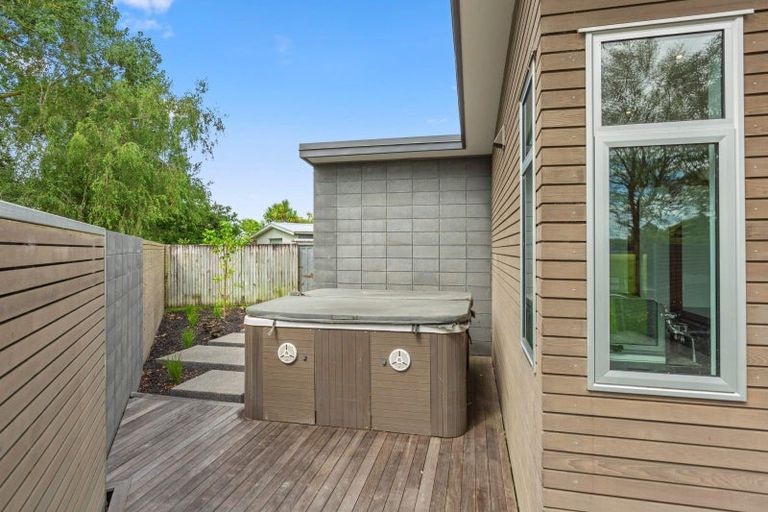 Photo of property in 52a Morris Road, Hillcrest, Hamilton, 3216