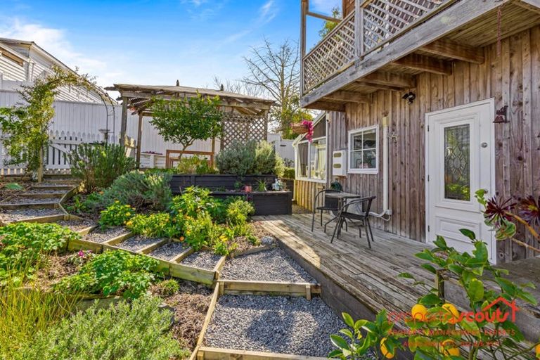 Photo of property in 2/221 Rangatira Road, Beach Haven, Auckland, 0626