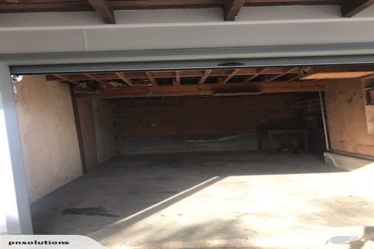 Photo of property in 22 Frobisher Street, Island Bay, Wellington, 6023