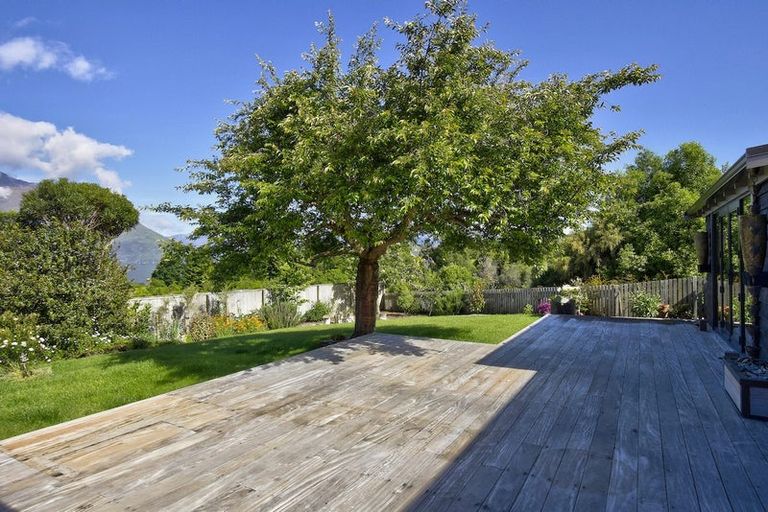Photo of property in 968 Kingston Road, Drift Bay, Queenstown, 9371