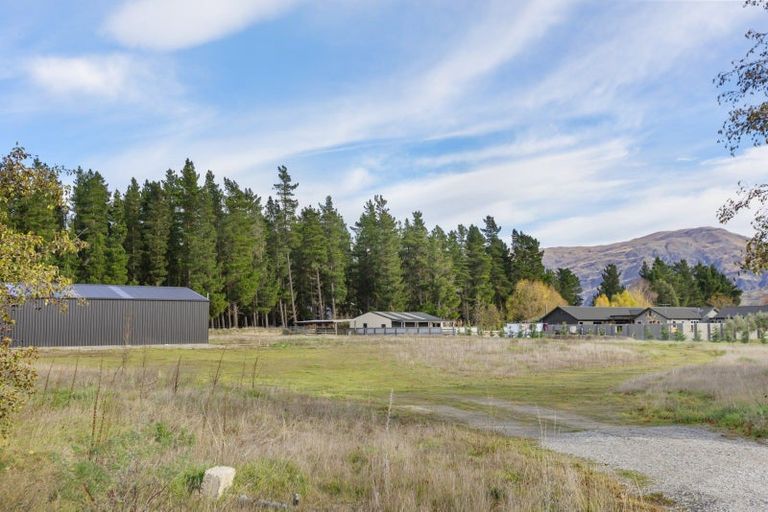 Photo of property in 112 Richards Beach Road, Cromwell, 9384