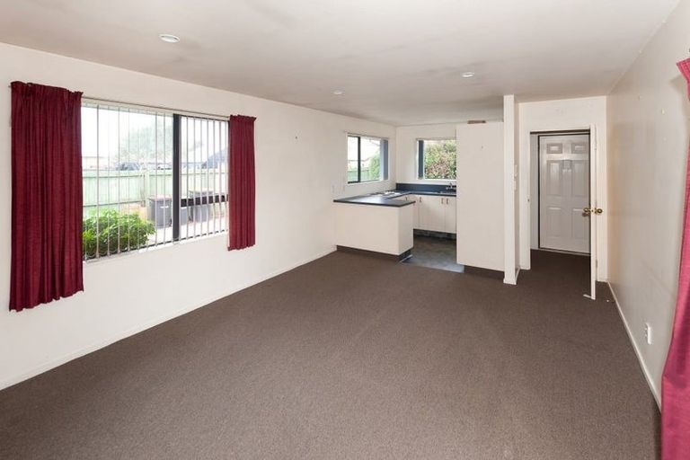 Photo of property in 1/515 Worcester Street, Linwood, Christchurch, 8011