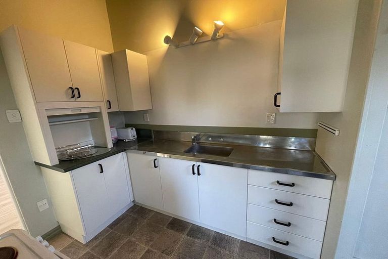 Photo of property in 27 Bolton Street, Petone, Lower Hutt, 5012