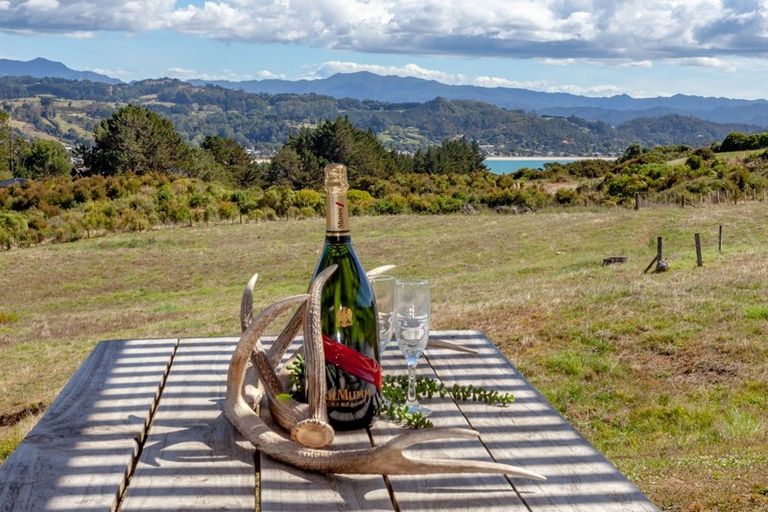 Photo of property in 408c Lees Road, Hahei, Whitianga, 3591