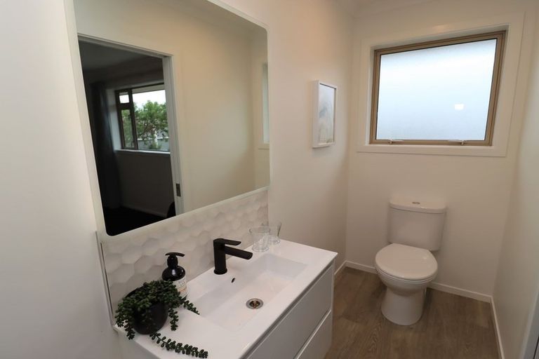 Photo of property in 16 Mcmullan Place, Oamaru North, Oamaru, 9400