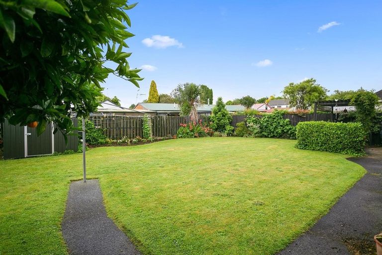 Photo of property in 30 Browning Street, Leamington, Cambridge, 3432