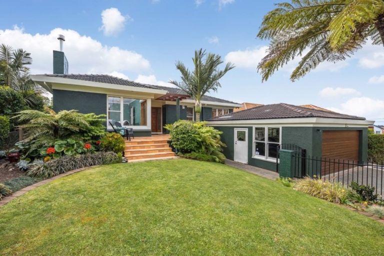 Photo of property in 76 Whitehaven Road, Glendowie, Auckland, 1071