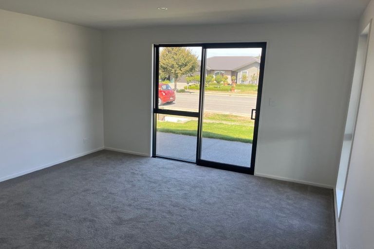 Photo of property in 28 Edlin Lane, Pegasus, 7612