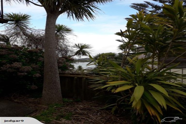 Photo of property in 1/9 Pemberton Avenue, Bayview, Auckland, 0629
