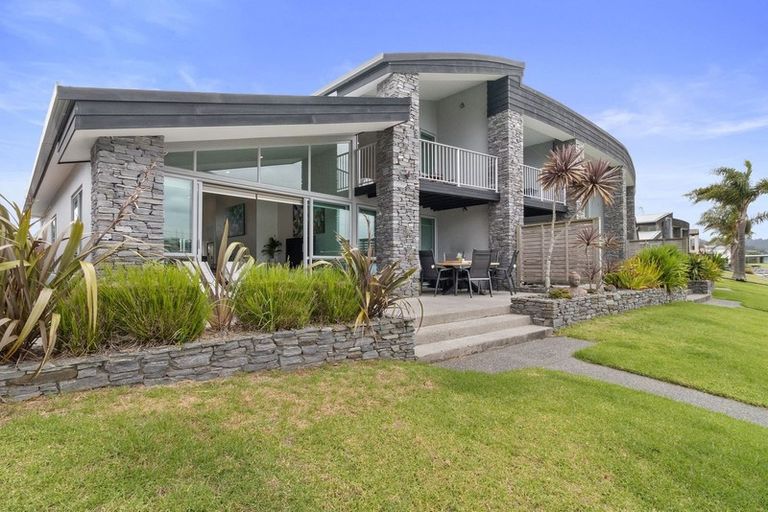 Photo of property in 166b Waterways Parade, Pauanui, Hikuai, 3579