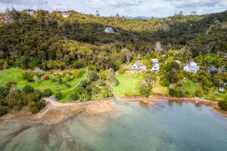 Photo of property in 54b Te Wahapu, Russell, 0272