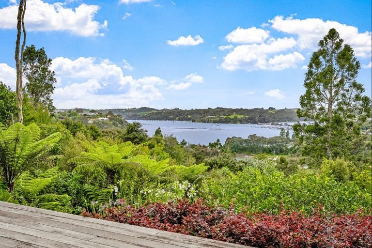 Photo of property in 14 Creek Street, Sandspit, Warkworth, 0982