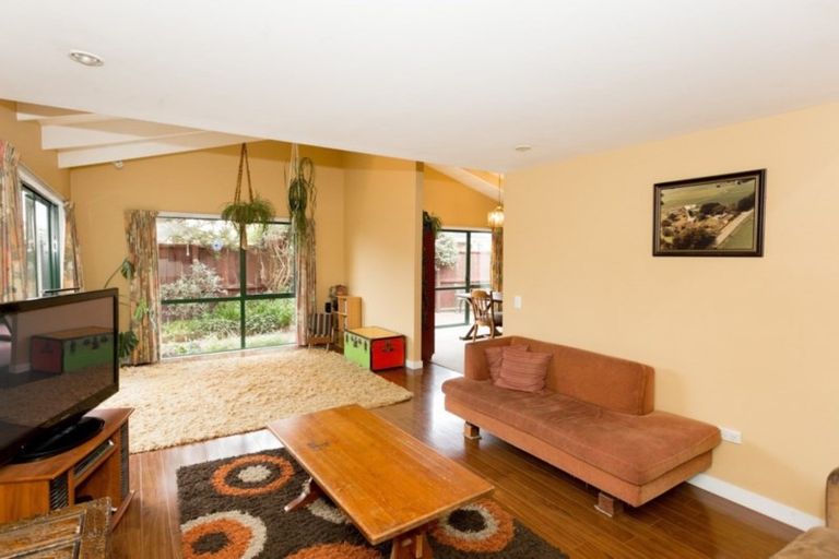 Photo of property in 3 Chilton Drive, Mairehau, Christchurch, 8052