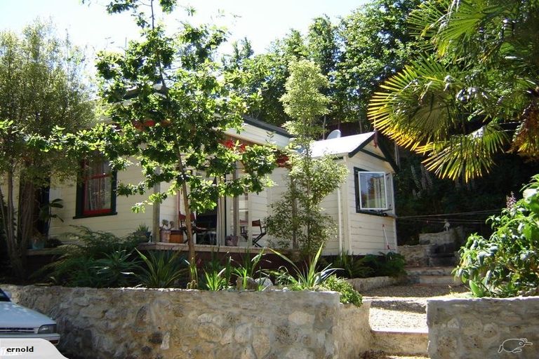 Photo of property in 9 Brewster Street, Bluff Hill, Napier, 4110