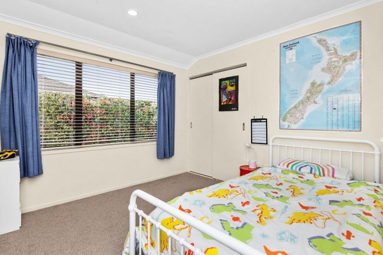 Photo of property in 27 Palmbrook Avenue, Havelock North, 4130