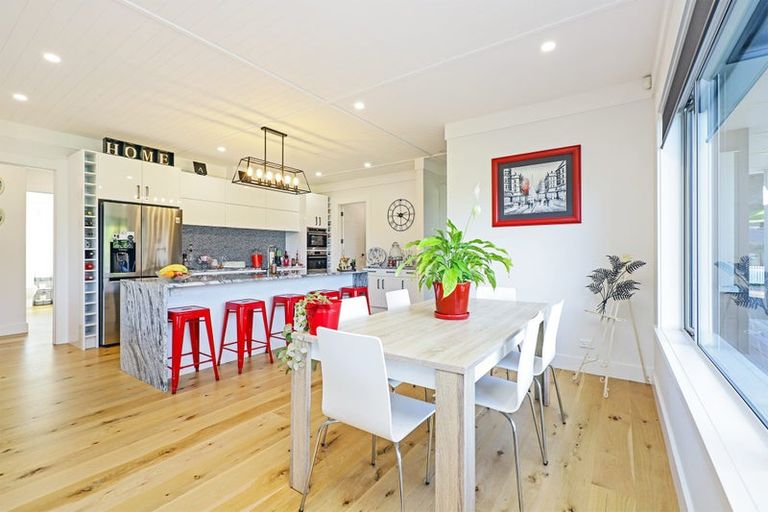 Photo of property in 3a Ridgeway Terrace, Taradale, Napier, 4112