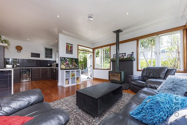 Photo of property in 41 Riverhead Road, Kumeu, 0810