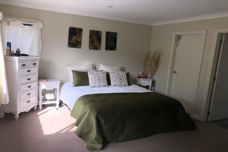 Photo of property in 242 Schnapper Rock Road, Schnapper Rock, Auckland, 0632