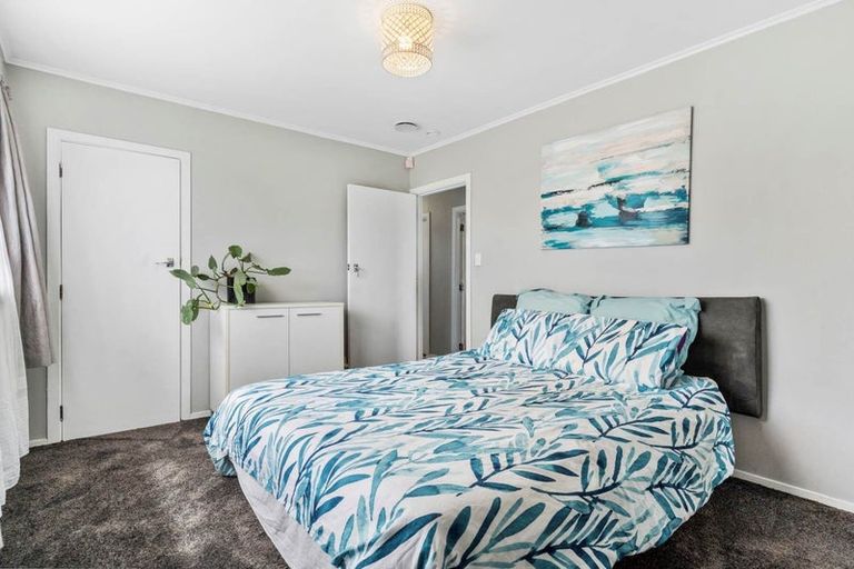 Photo of property in 35 Dominion Road, Papakura, 2110