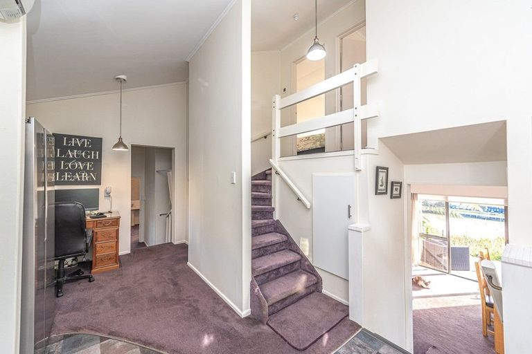 Photo of property in 34 Hipango Terrace, Durie Hill, Whanganui, 4500