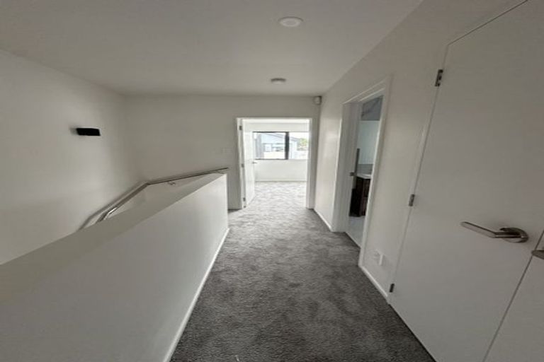 Photo of property in 73 Tahuhu Road, Mount Wellington, Auckland, 1062