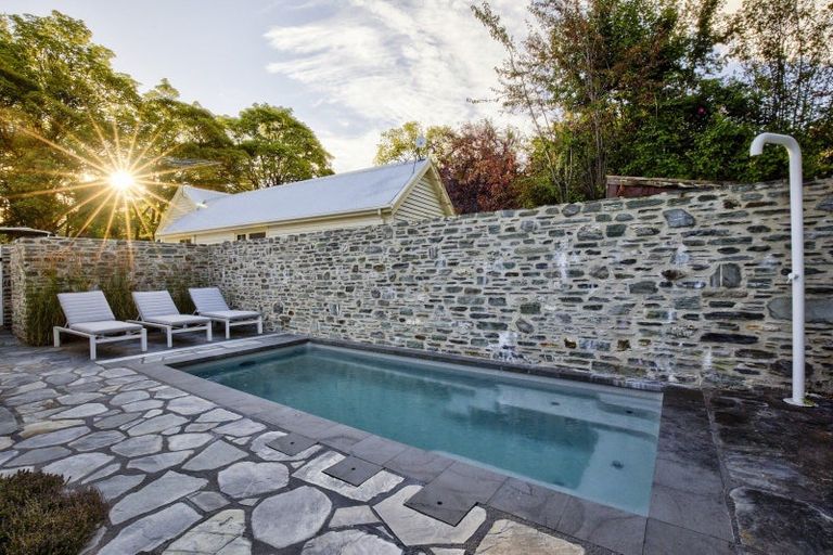 Photo of property in 25 Bedford Street, Arrowtown, 9302