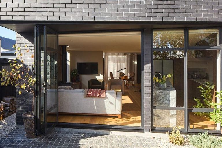 Photo of property in 31 Tonbridge Street, Merivale, Christchurch, 8014