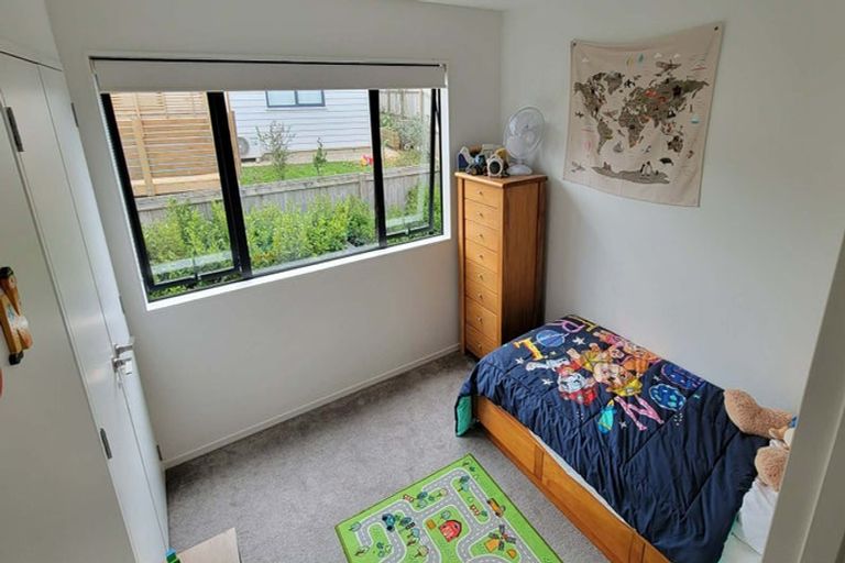 Photo of property in 138b Tiriwa Drive, Massey, Auckland, 0614