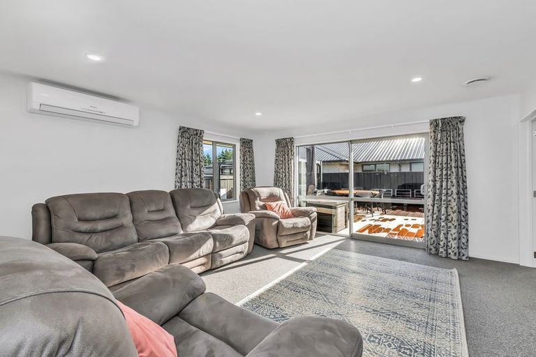 Photo of property in 5 Fountain Place, Rolleston, 7614