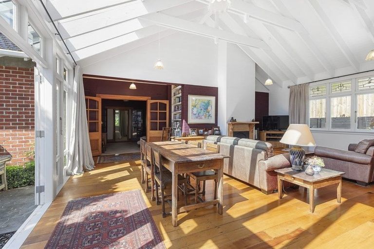 Photo of property in 16 Mallam Street, Karori, Wellington, 6012