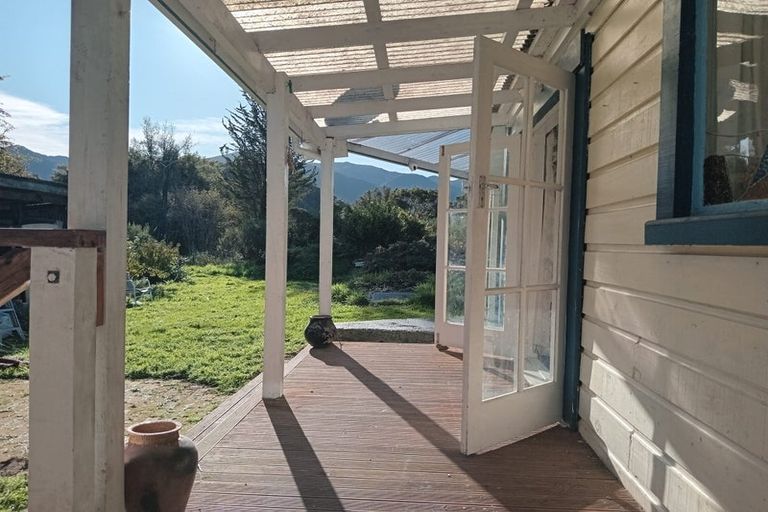 Photo of property in 5 Town Belt South, Blackball, 7804