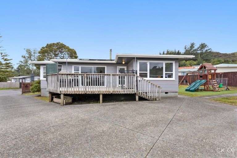Photo of property in 7 Prestige Place, Maoribank, Upper Hutt, 5018