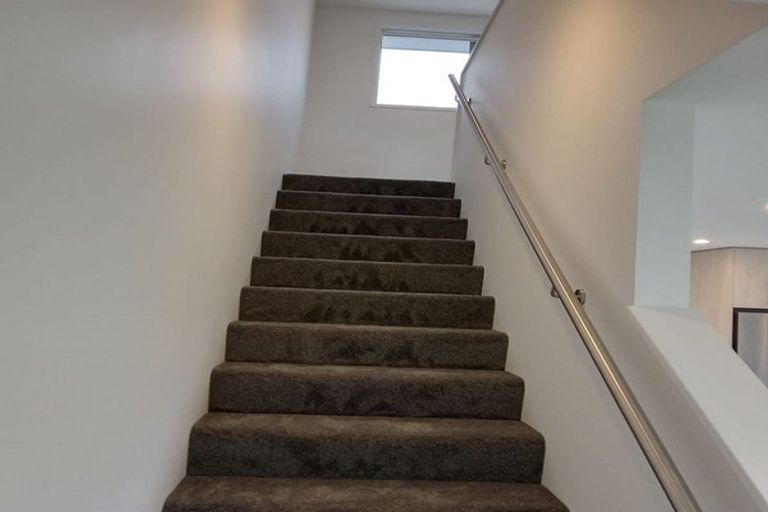 Photo of property in 1/5 Matata Place, Dallington, Christchurch, 8061